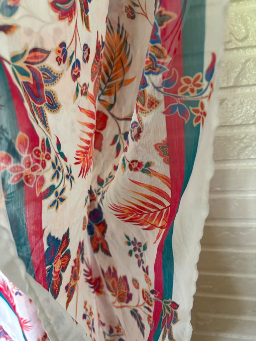 Lauren Ralph Lauren Crinkle Chiffon Cover-Up in Jacobean Floral Size S/M - Picture 4 of 6